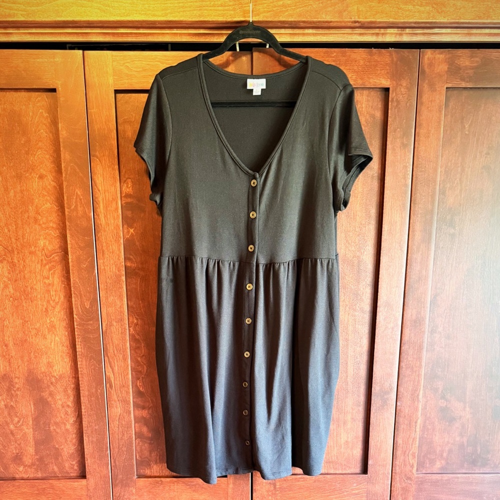 LuLaRoe Heidi Black Button-Front Dress